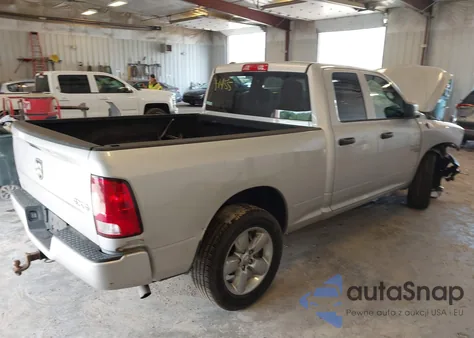 2019 Ram 1500 Classic Express 4X4 6'4 Box z USA, uszkodzony, nr VIN 1C6RR7FG8KS531634